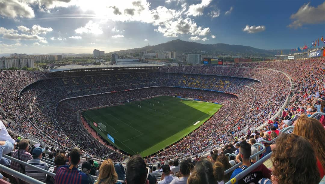 Gradas del estadio Camp Nou durante un partido