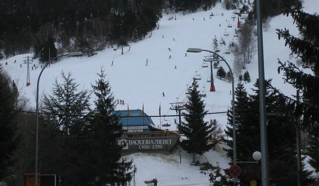 Station de départ des remontées de Baqueira-Beret, à 1 500 mètres