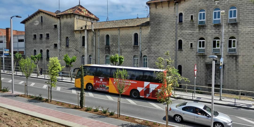Linienbus auf der Strecke nach Lloret de Mar