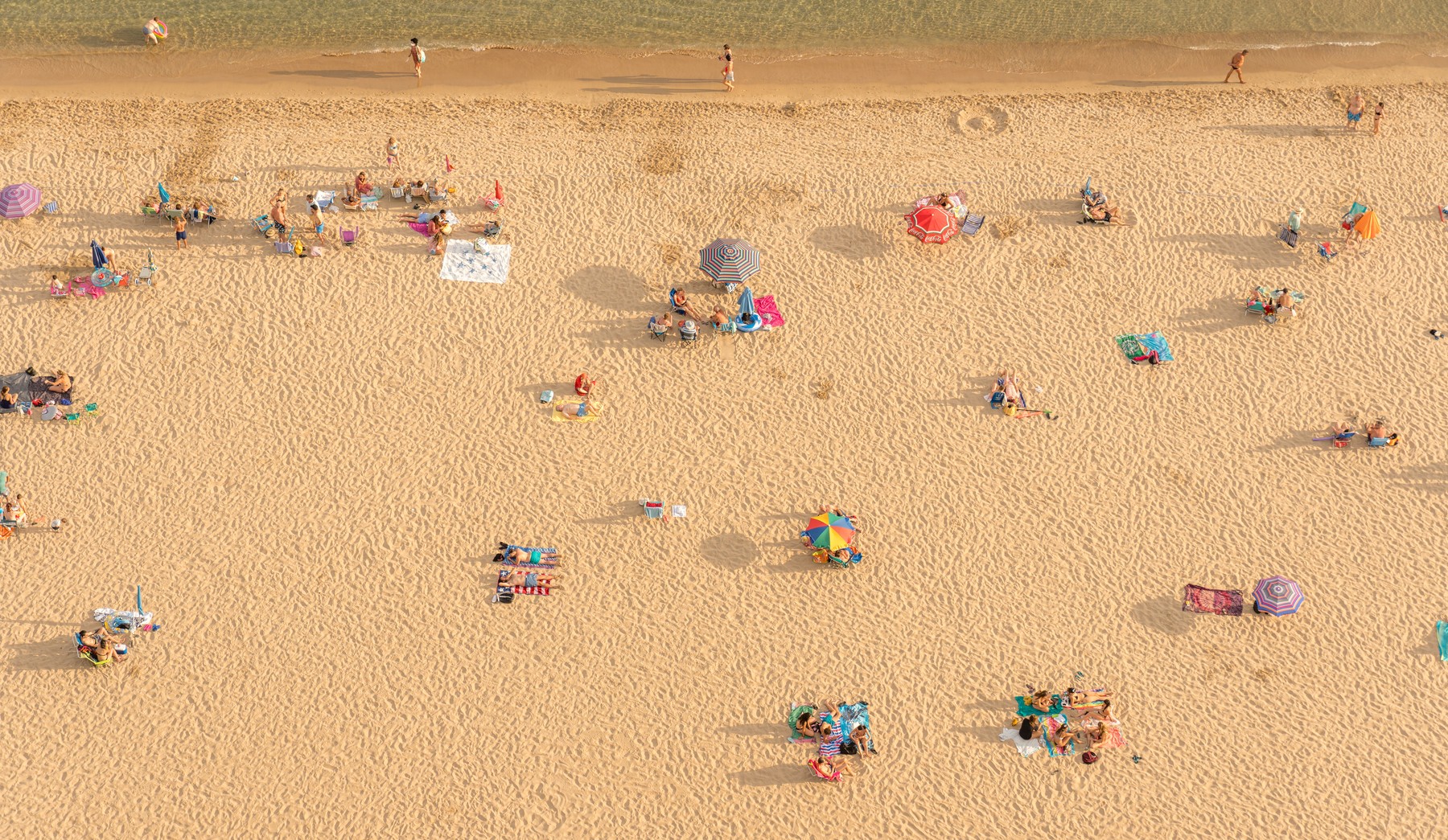 La platja de Llevant i la badia de Benidorm